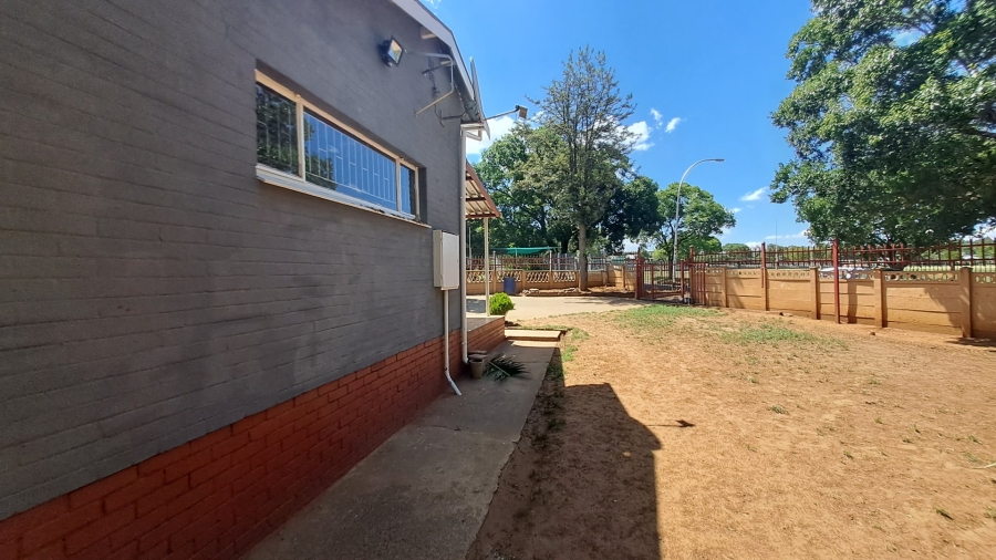 3 Bedroom Property for Sale in Uitsig Free State